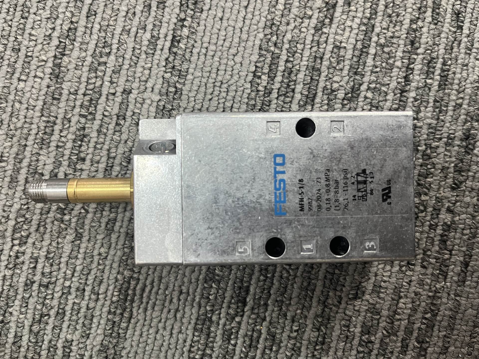 双气动电磁阀MFH-5-18