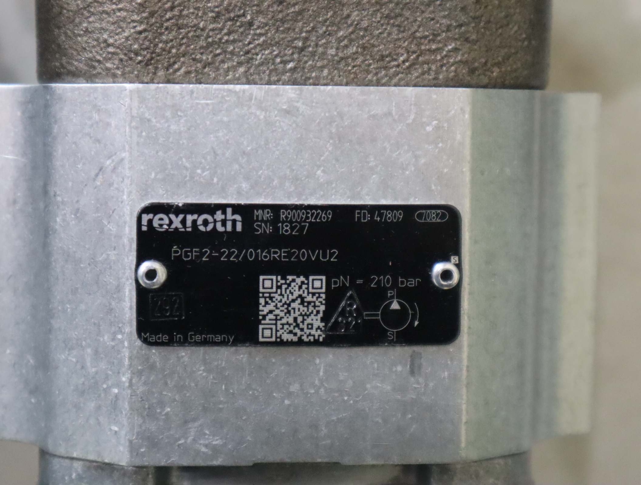 PGF2-22/016RE20VU2 R900932269 PGF2-2X/016RE20VU2 REXROTH泵