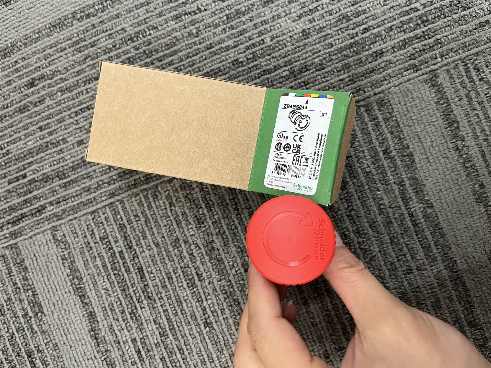 XB4急停按钮头ZB4BS844施耐德