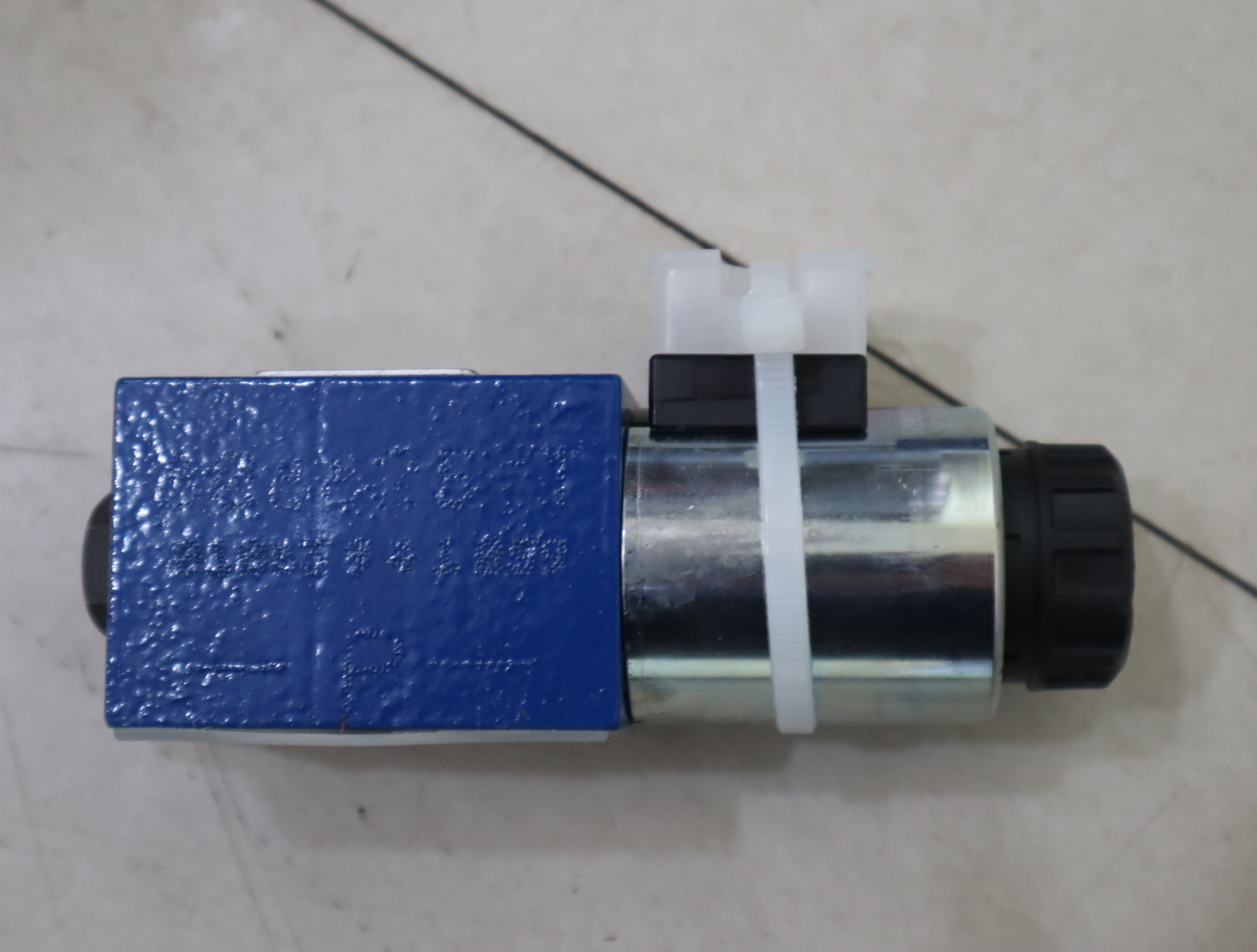 4WE6L41B6X/EG24N9K4 R900757105 德国力士乐REXROTH电磁阀