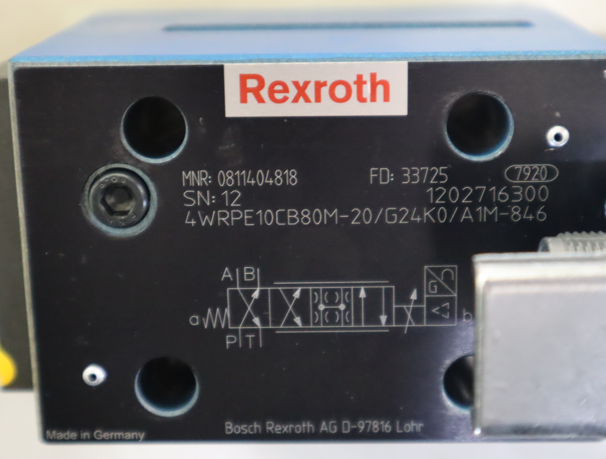 0811404818 4WRPE10CB80M-2X/G24K0/A1M-846 力士乐REXROTH比例阀