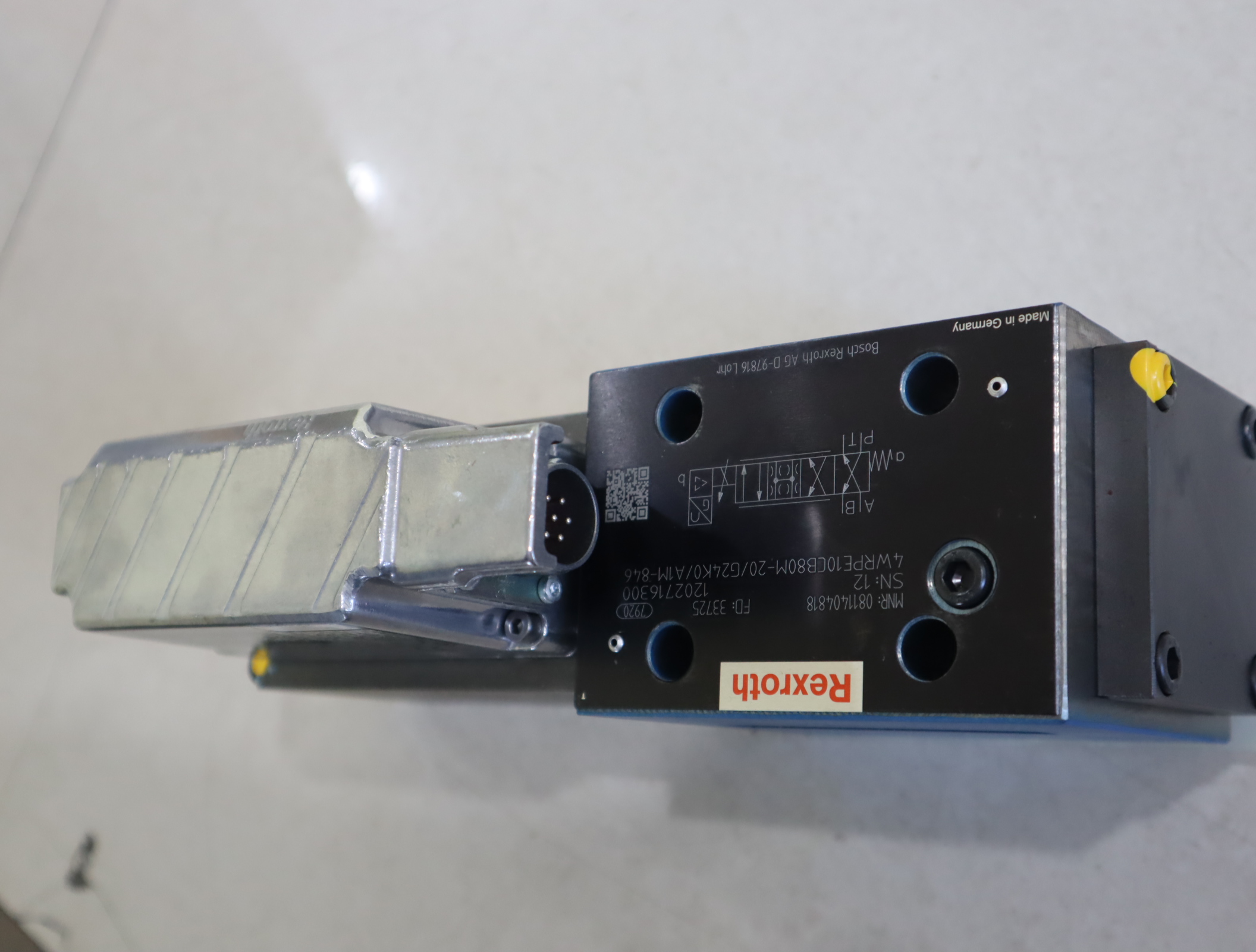 0811404818 4WRPE10CB80M-2X/G24K0/A1M-846 力士乐REXROTH比例阀