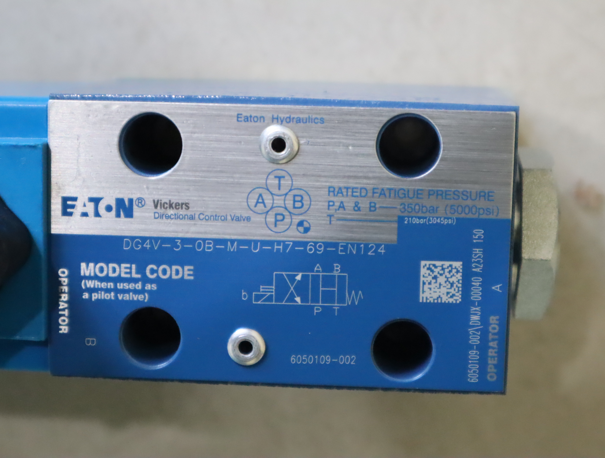 DG4V-3-0B-M-U-H7-69-EN124 6050109-002威格士VICKERS伊顿EATON阀