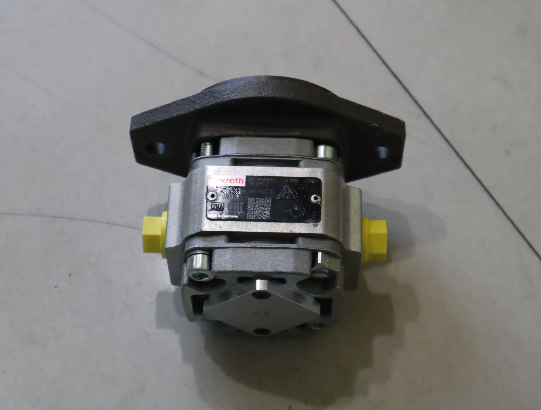 PGF1-21/4.1RE01VU2 R900086163 德国力士乐REXROTH齿轮泵