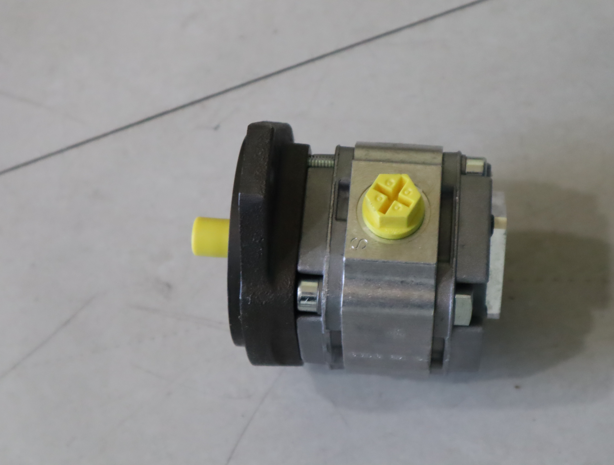 PGF1-21/4.1RE01VU2 R900086163 德国力士乐REXROTH齿轮泵