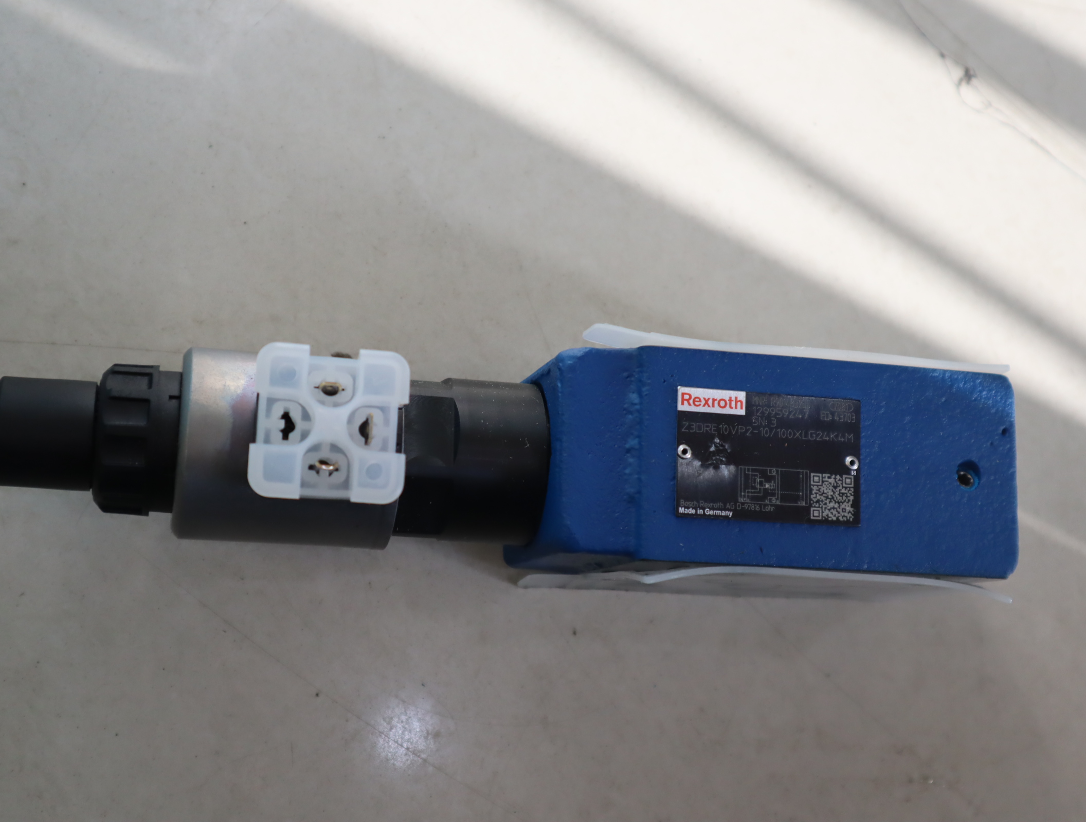 Z3DRE10VP2-1X/100XLG24K4M R901483255 德国力士乐REXROTH比例阀