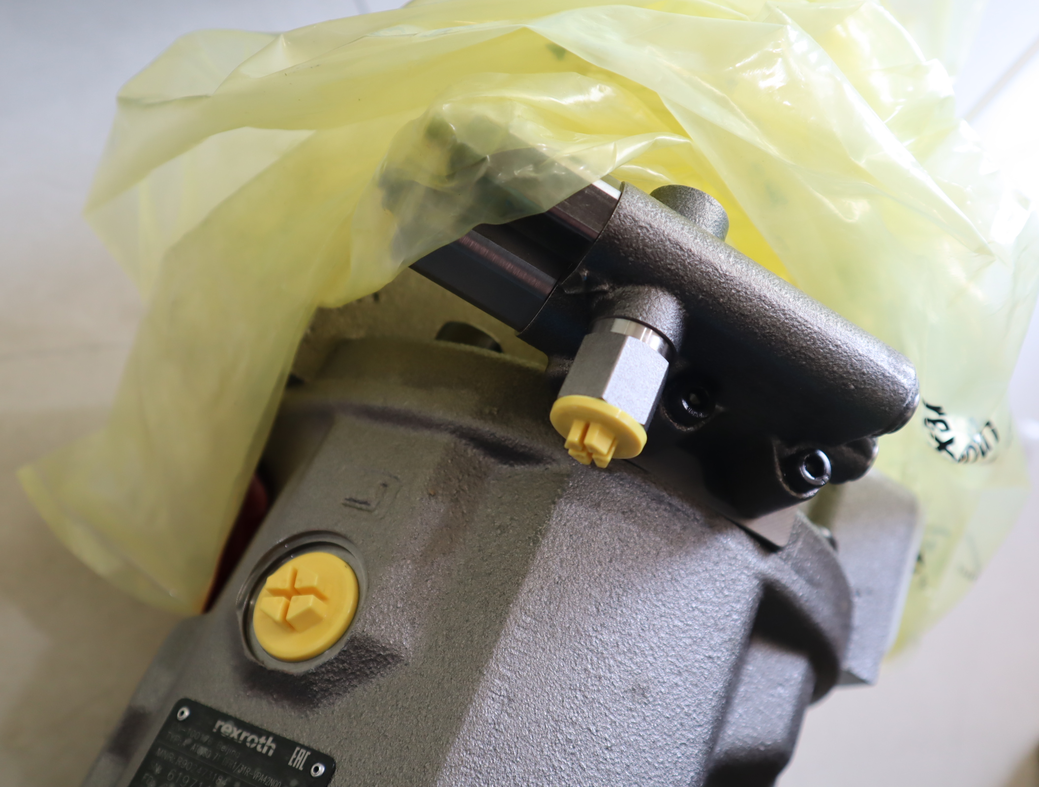 AA10VSO71DFR1/31R-VPA42N00 R902473184 力士乐REXROTH柱塞泵德国