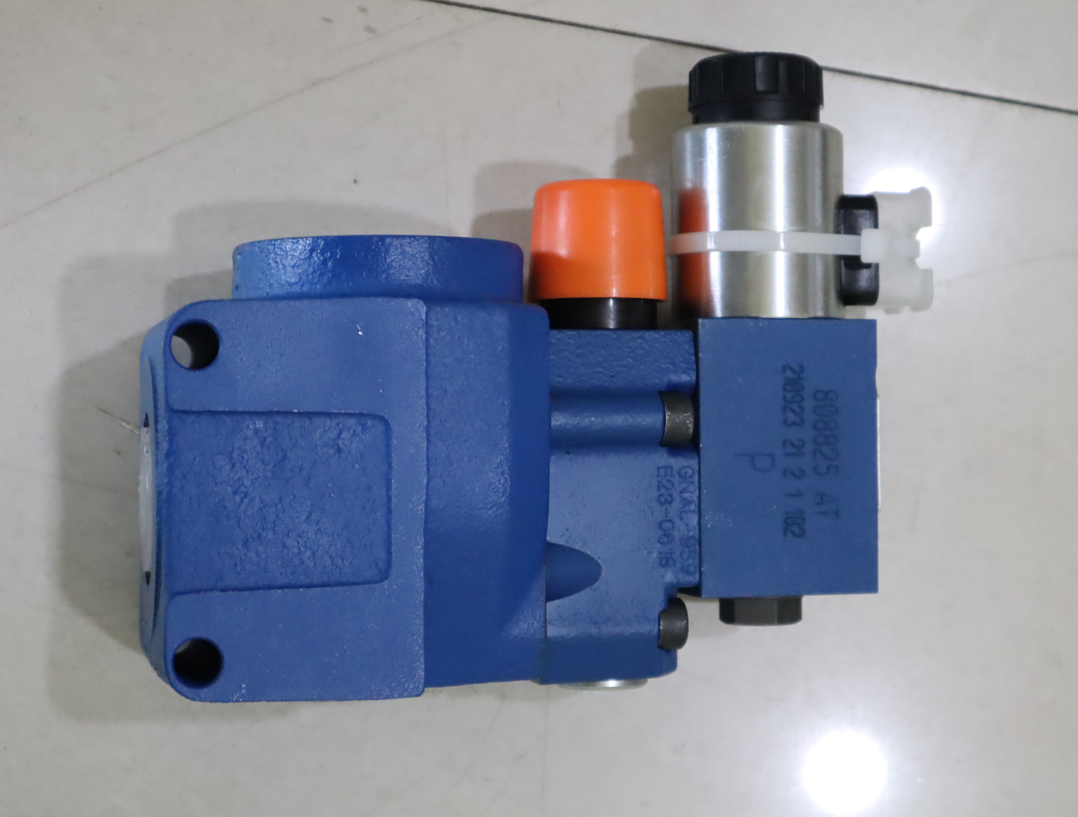 R900944622 DBW15BG2-53/200-6EG24N9K4 德国力士乐REXROTH溢流阀