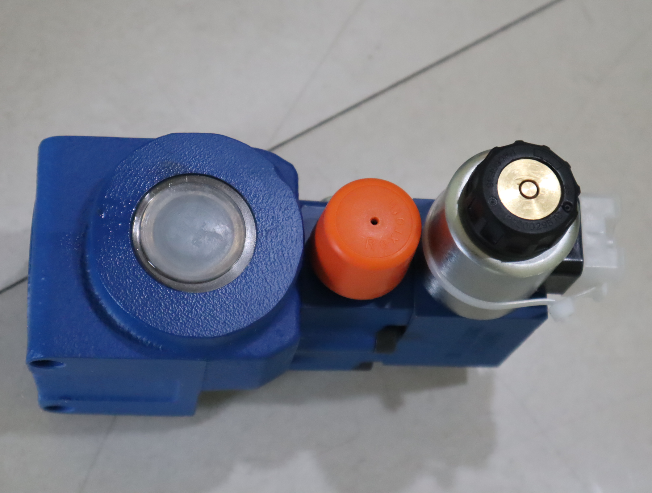 R900944622 DBW15BG2-53/200-6EG24N9K4 德国力士乐REXROTH溢流阀