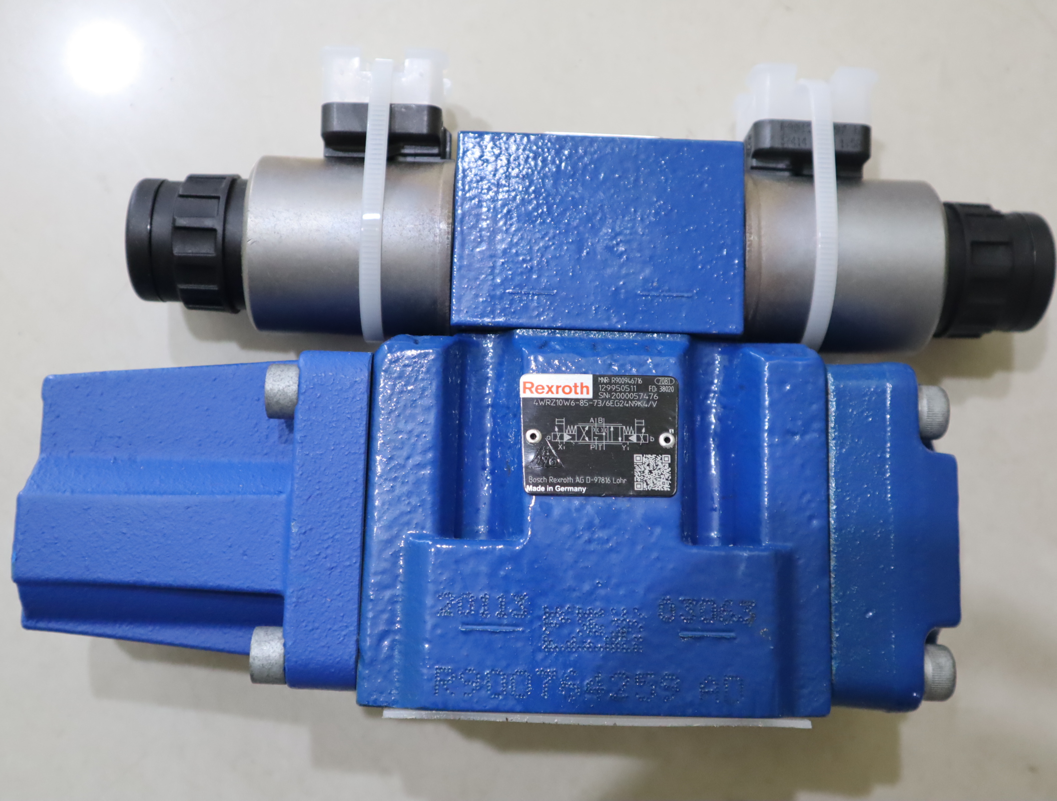 4WRZ10W6-85-73/6EG24N9K4/V R900946716 德国力士乐REXROTH比例阀