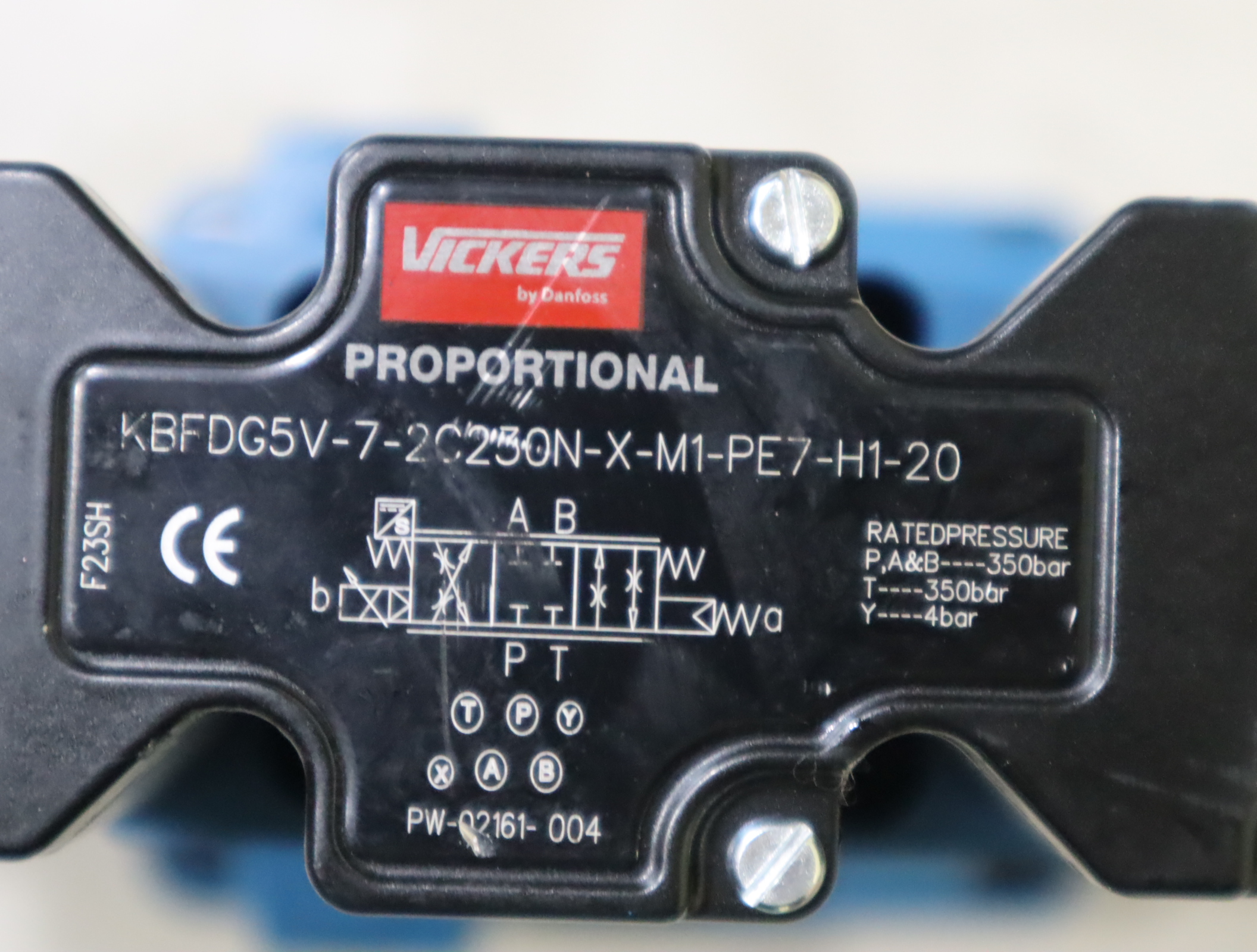 KBFDG5V-7-2C230N-X-M1-PE7-H1-20 美国威格士VICKERS比例阀丹佛斯