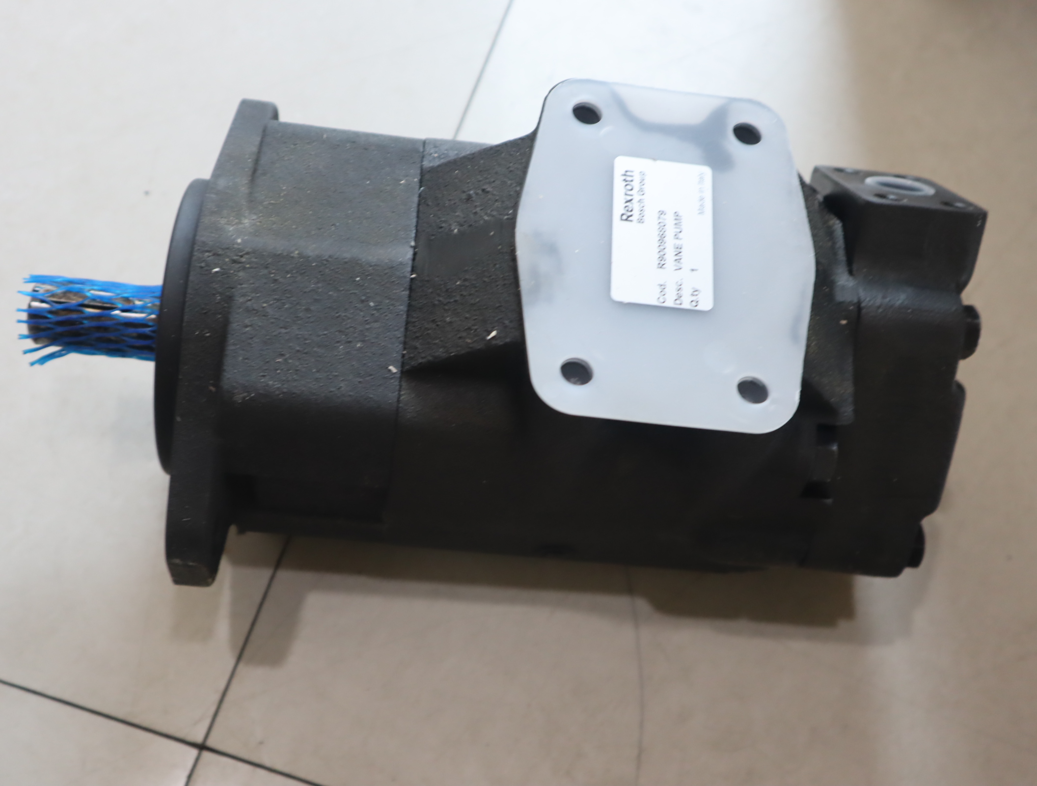 R900968079  PVV21-1X/045-040RA15UDMB 德国力士乐REXROTH叶片泵