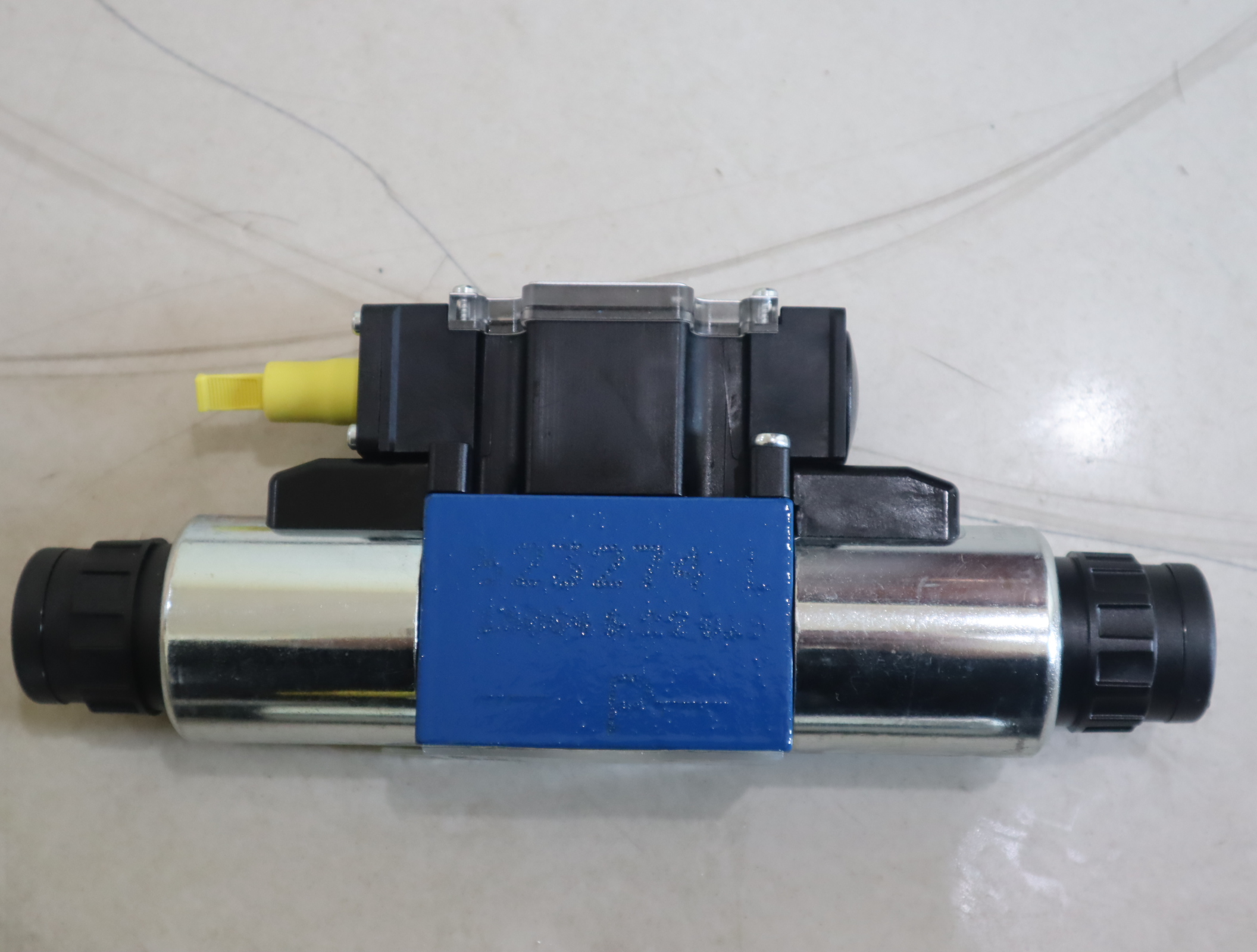 R900779787 4WE 6 C46-6X/OFEG24N9DK35L/V SO407 AN REXROTH