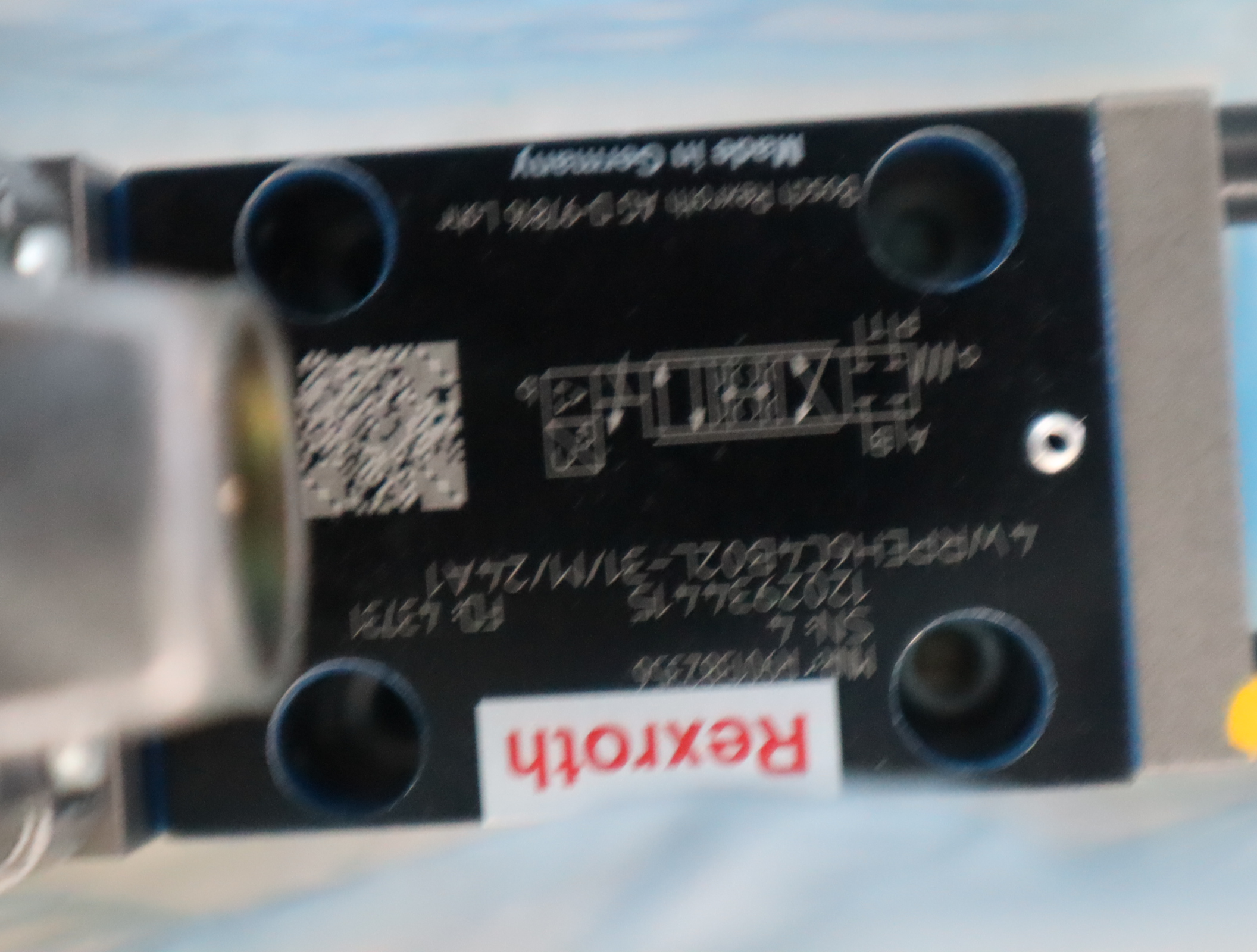 4WRPEH6C4B02L-31/M/24A1 R901382356 德国力士乐REXROTH比例阀