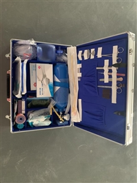 48cm31cm15cm矿用急救箱厂家 手提带安全锁扣 铝合金材质配置清单