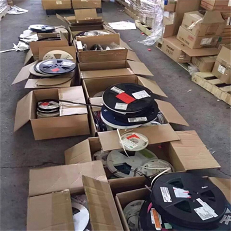 南 京 电子线路板回收 仪器仪表设备 厂房工业物资收购 亿兴物资