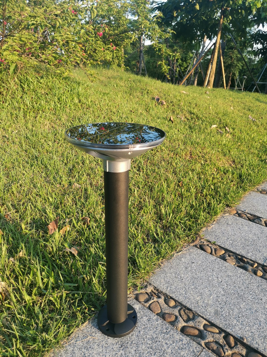 户外UFO草坪灯价格