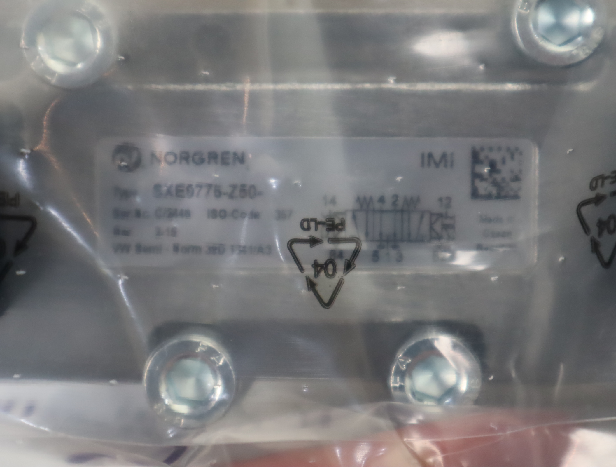 SXE9775-Z50-60-13J 英国诺冠 IMI NORGREN气动阀