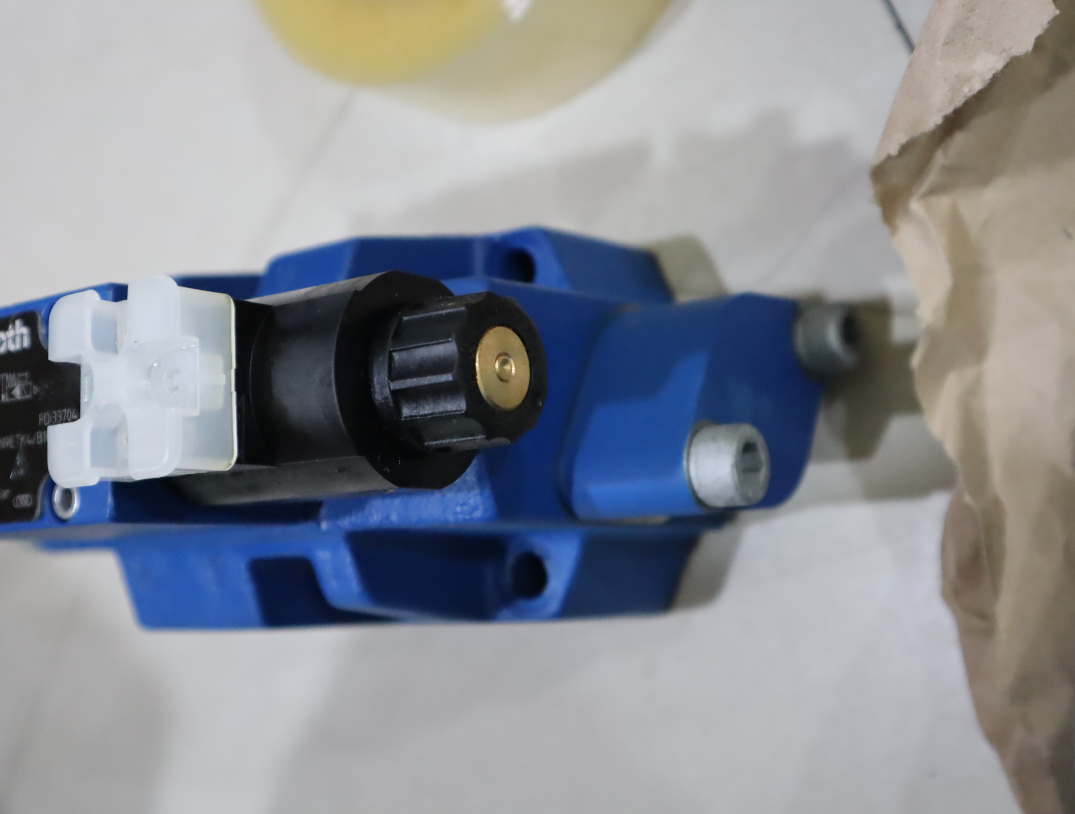 4WEH16J7X/6HG24N9ETK4/B10-910 R901480132 力士乐REXROTH电液阀