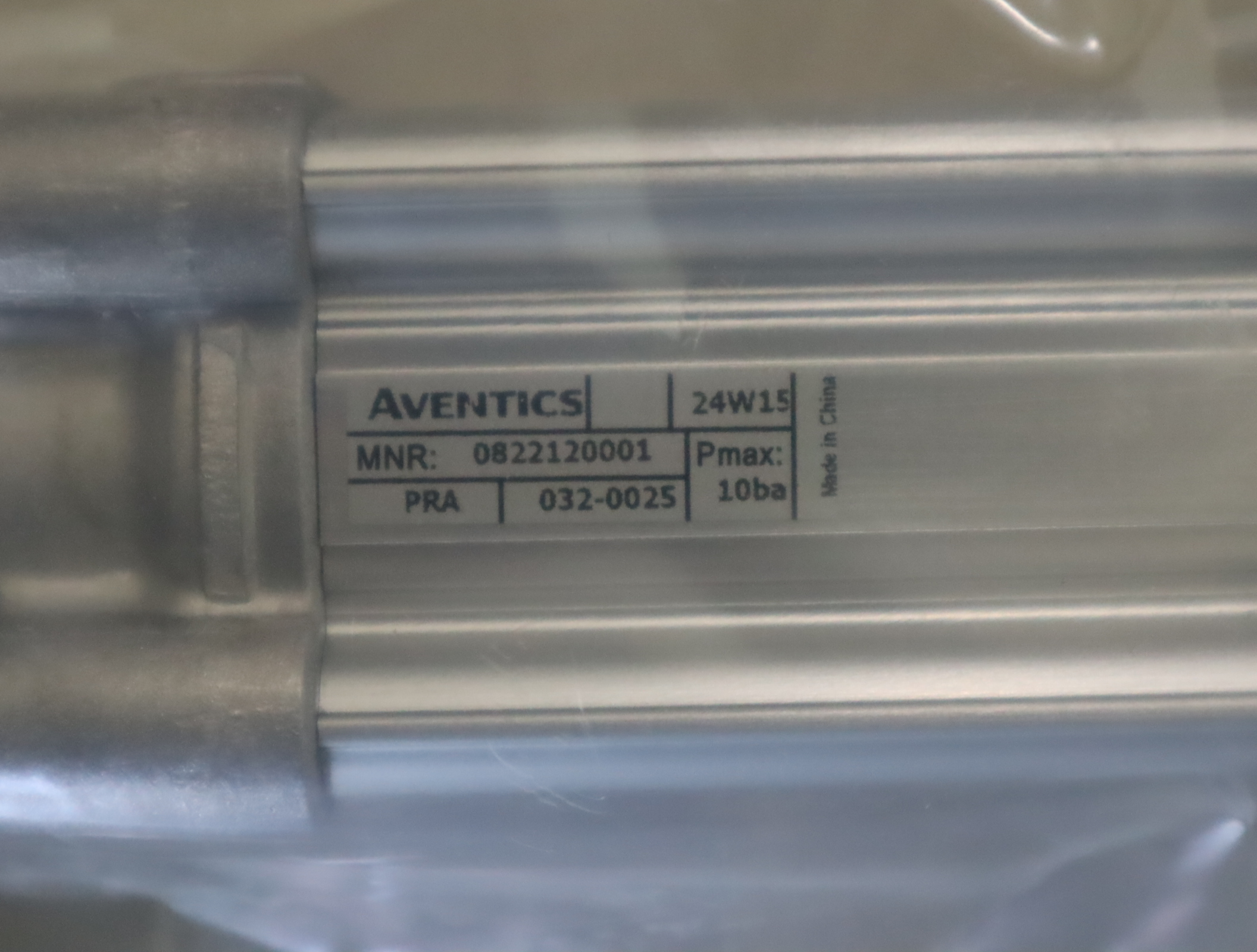 0822120001 R480044327 德国安沃驰AVENTICS 气缸气动元件