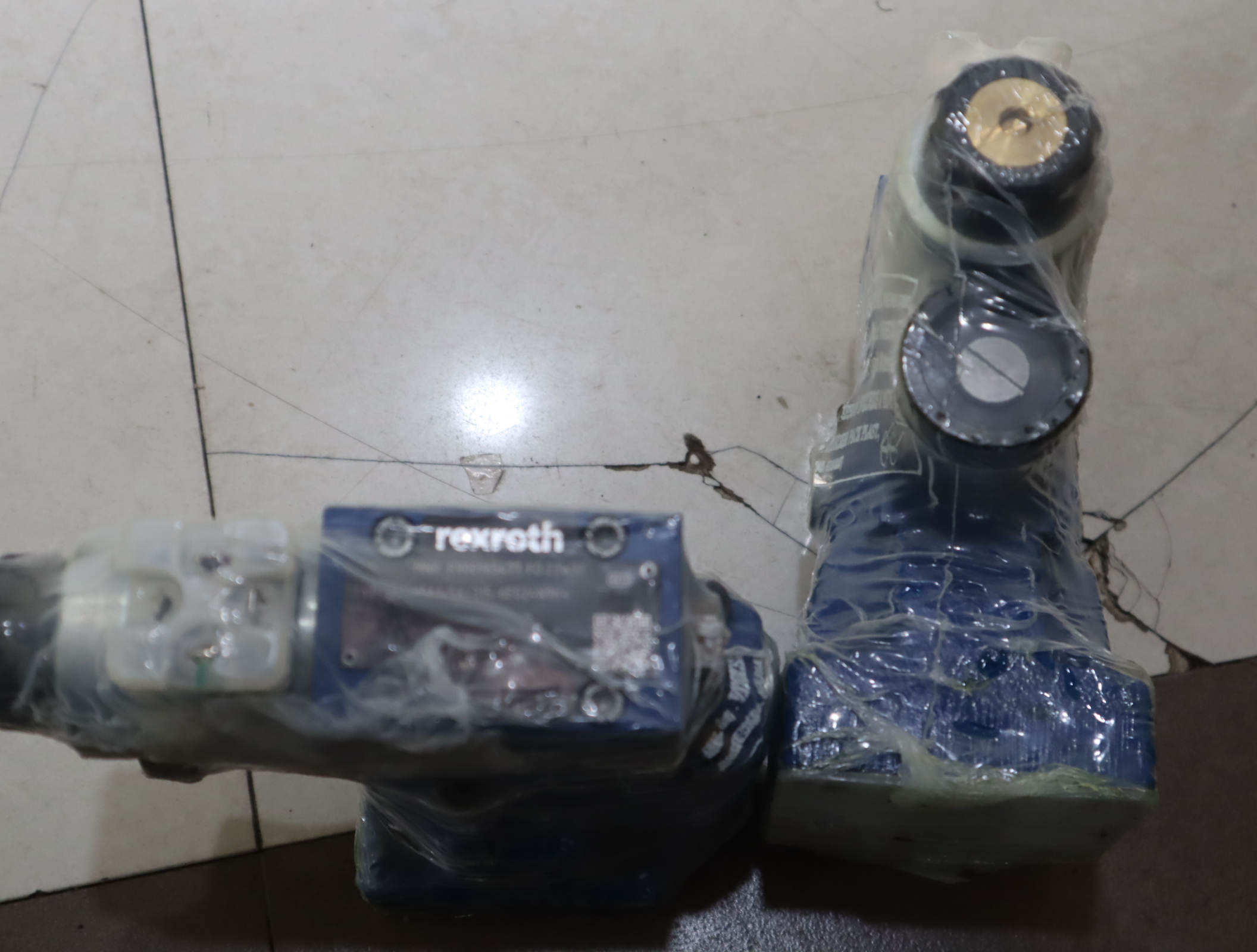 DBW10A1-5X/315-6EG24N9K4 R900965477 力士乐REXROTH溢流阀