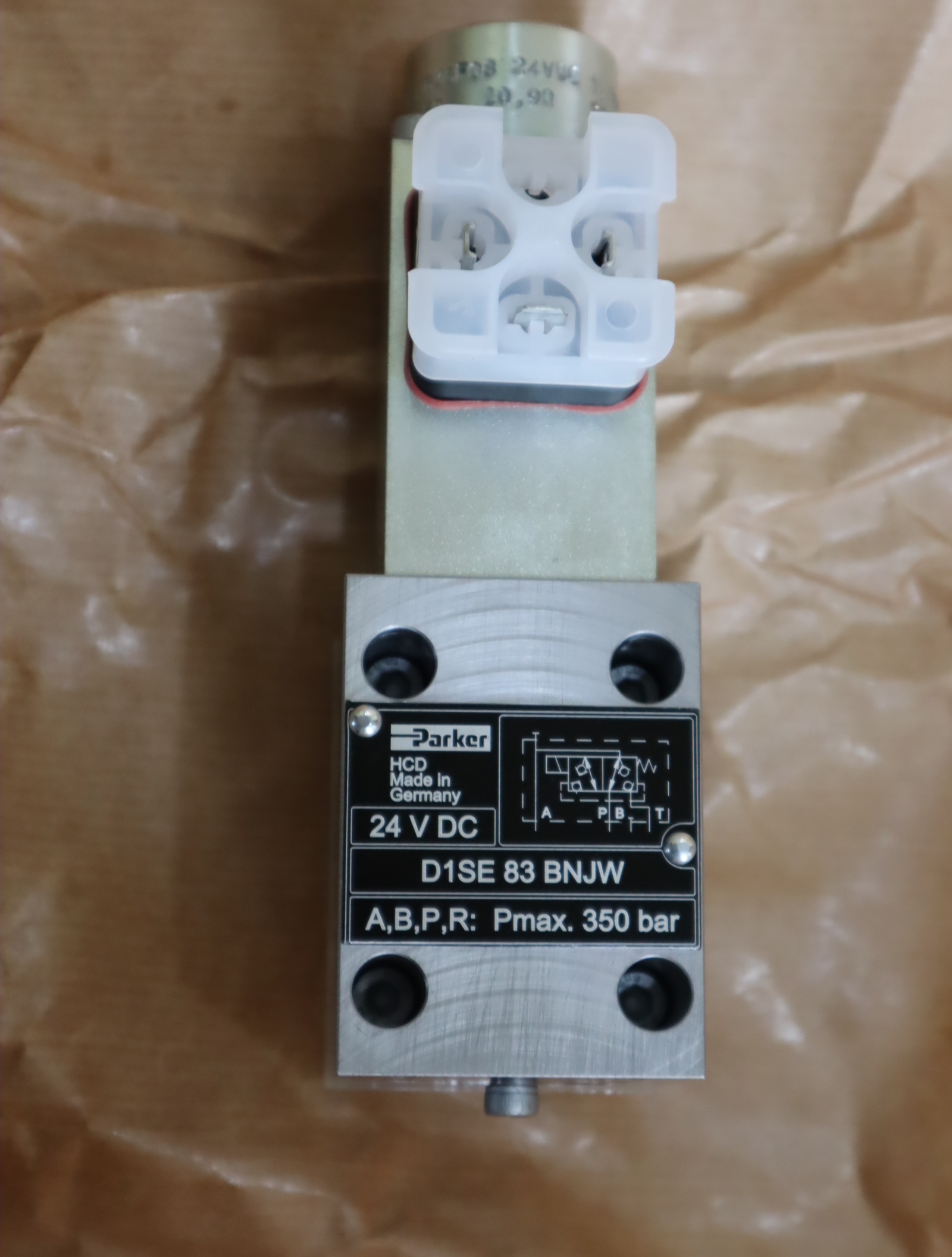 D1SE83BNJW 24V DC 美国派克PARKER电磁阀D1SE83BNJW