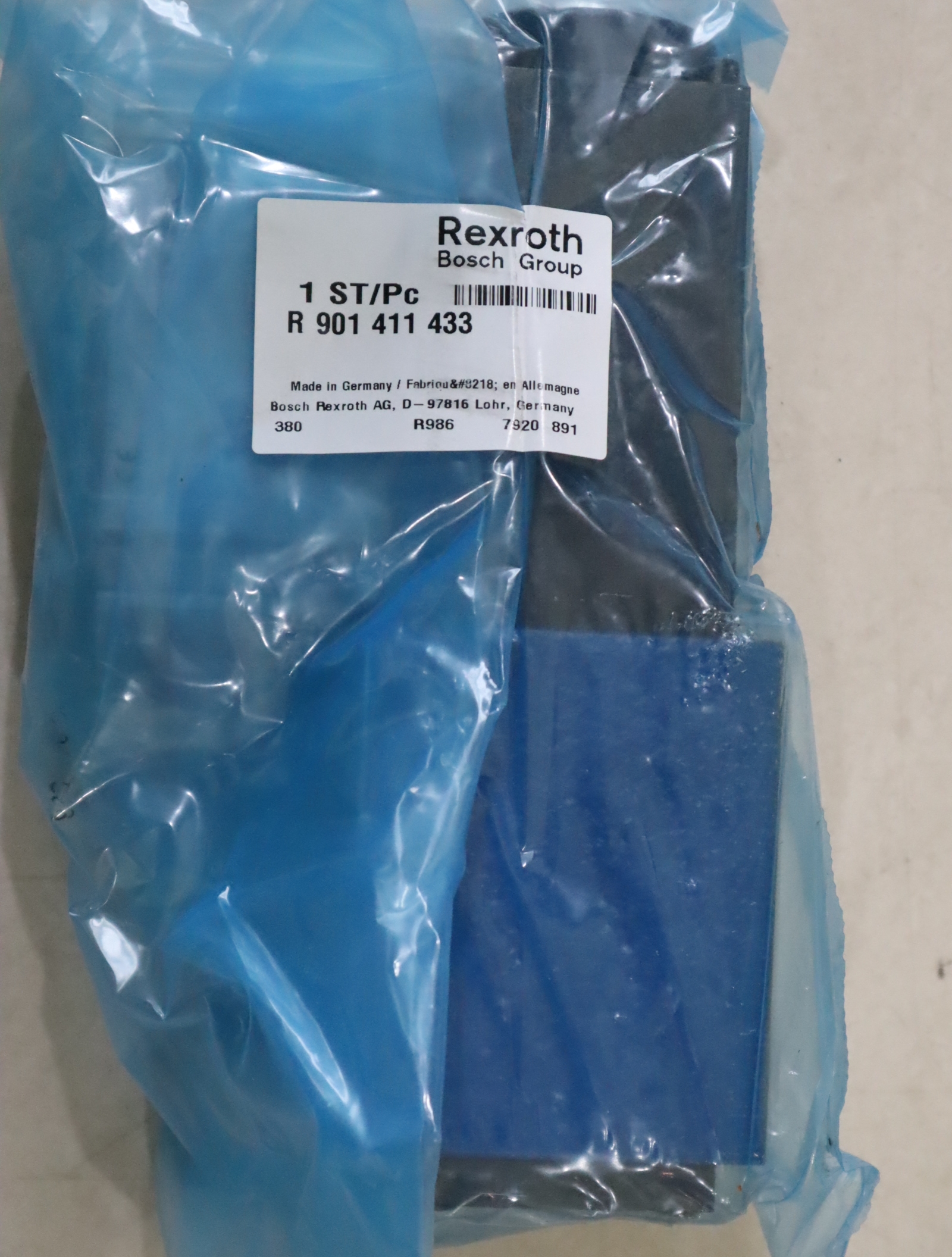 R901411433 4WRPEH10C4B100L-3X/M/24A1 力士乐REXROTH比例阀