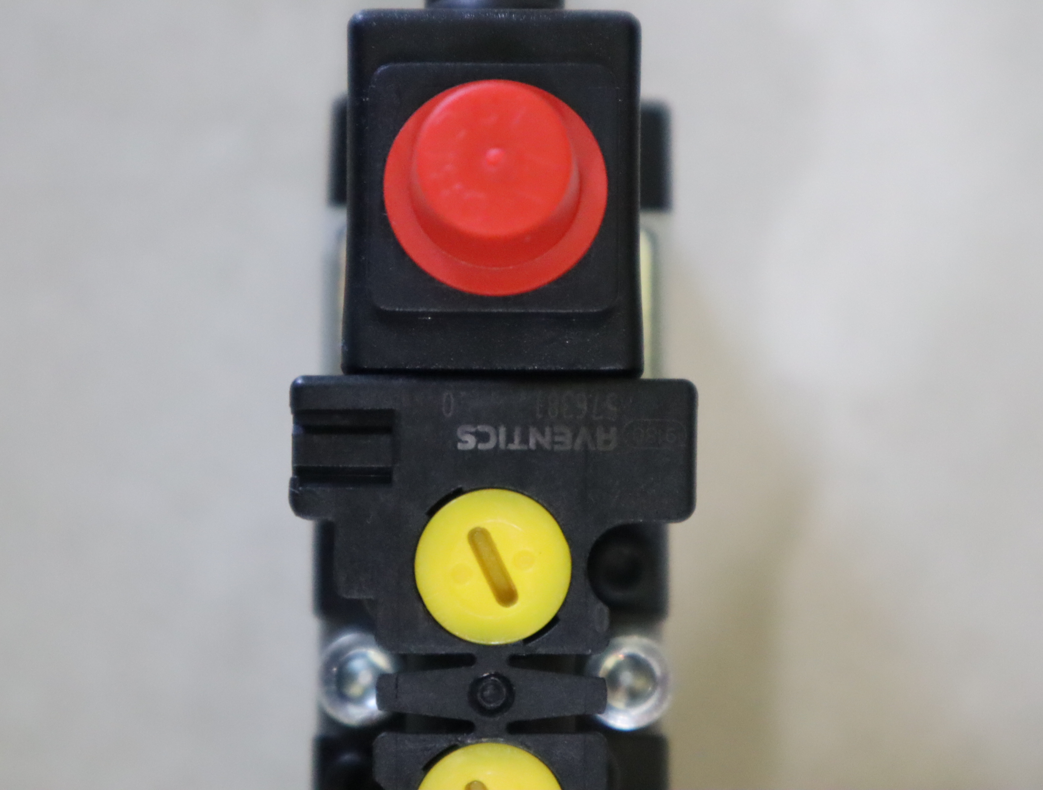 0822121001 5420930220 5763810220 德国安沃驰AVENTICS气动阀气缸