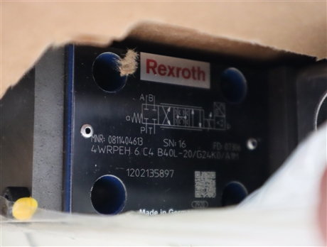 0811404613 4WRPEH 6 C4 B40L-2X/G24K0/A1M 力士乐REXROTH比例阀