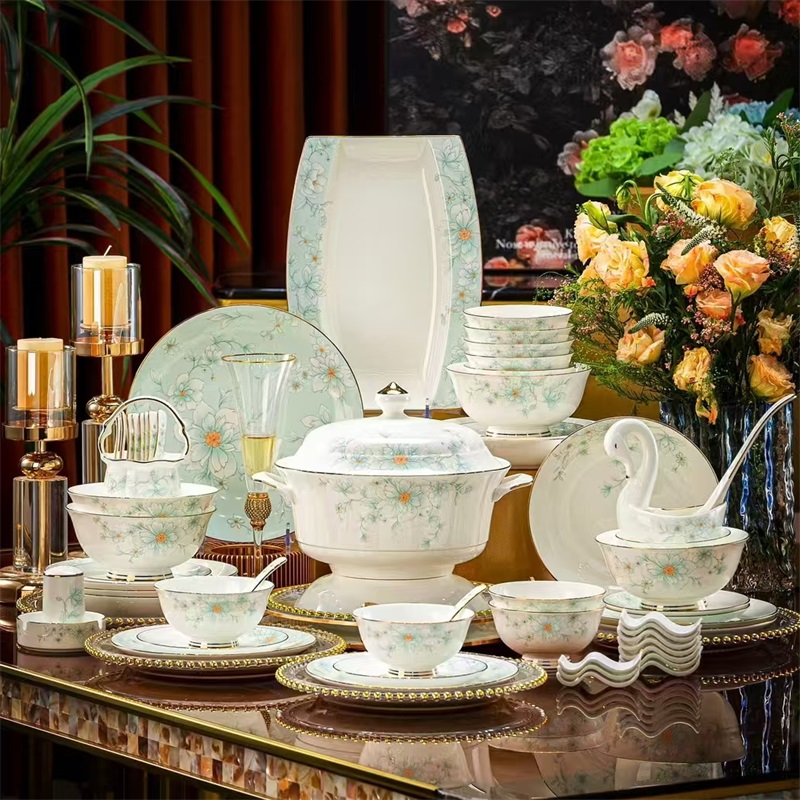 2025新款碗碟套装家用中式骨瓷餐具乔迁新居景德 镇陶瓷碗盘筷组合