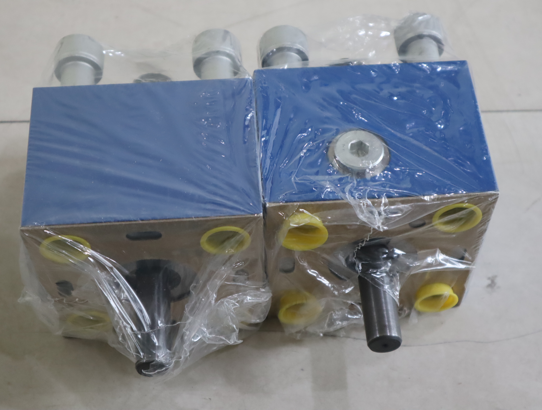 LFA40H2-7X/F LFA40H2-70/F LFA40H2-71/F R900938122 REXROTH盖板