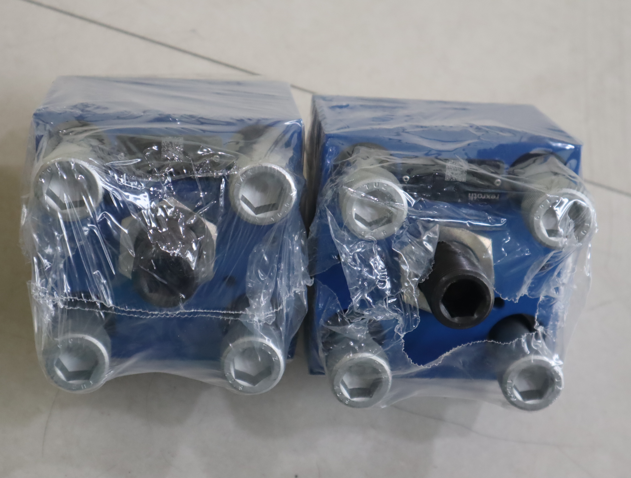 LFA40H2-7X/F LFA40H2-70/F LFA40H2-71/F R900938122 REXROTH盖板