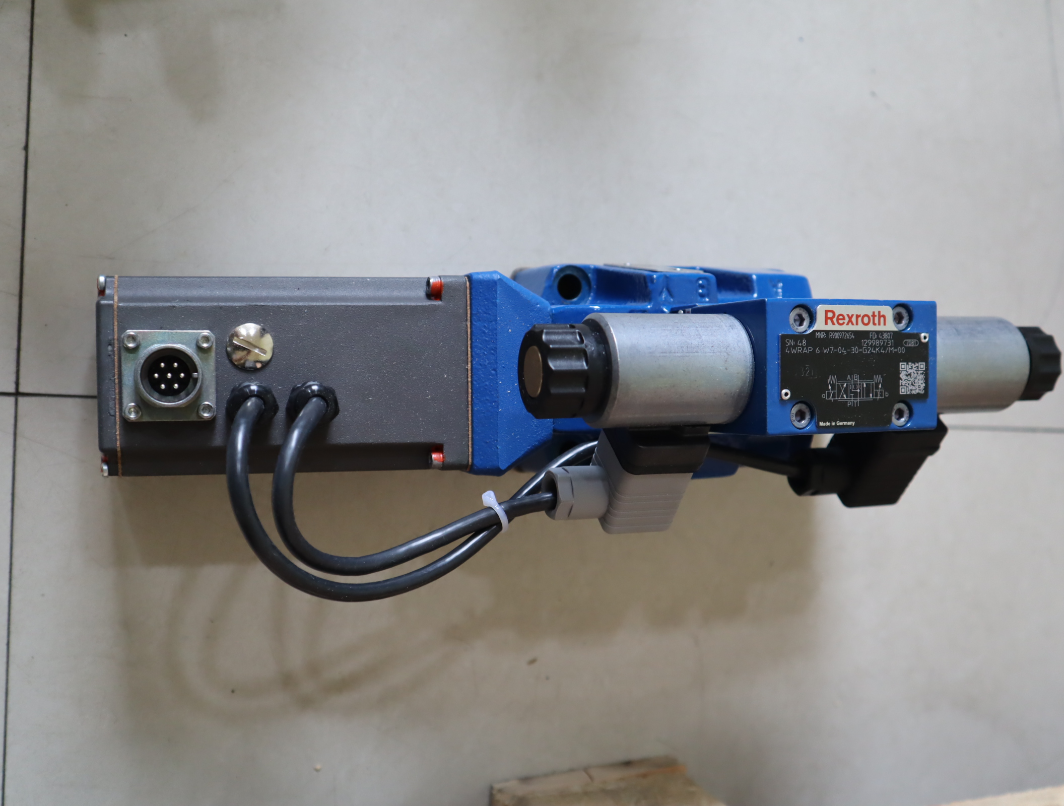 4WRKE16W6-125L-35/6EG24EK31/A1D3M R900719668 REXRTOH力士乐