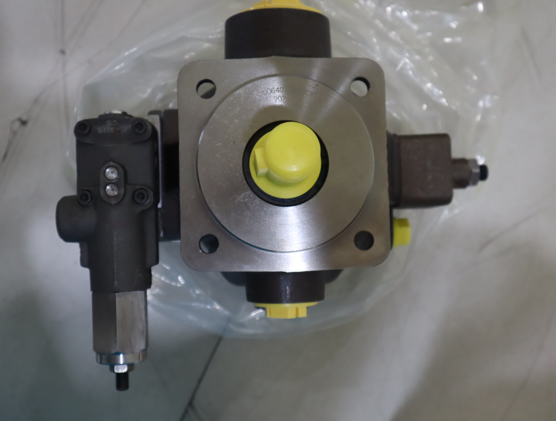 PV7-1A/25-30RE01MC0-16 R900580383 德国力士乐REXROTH叶片泵