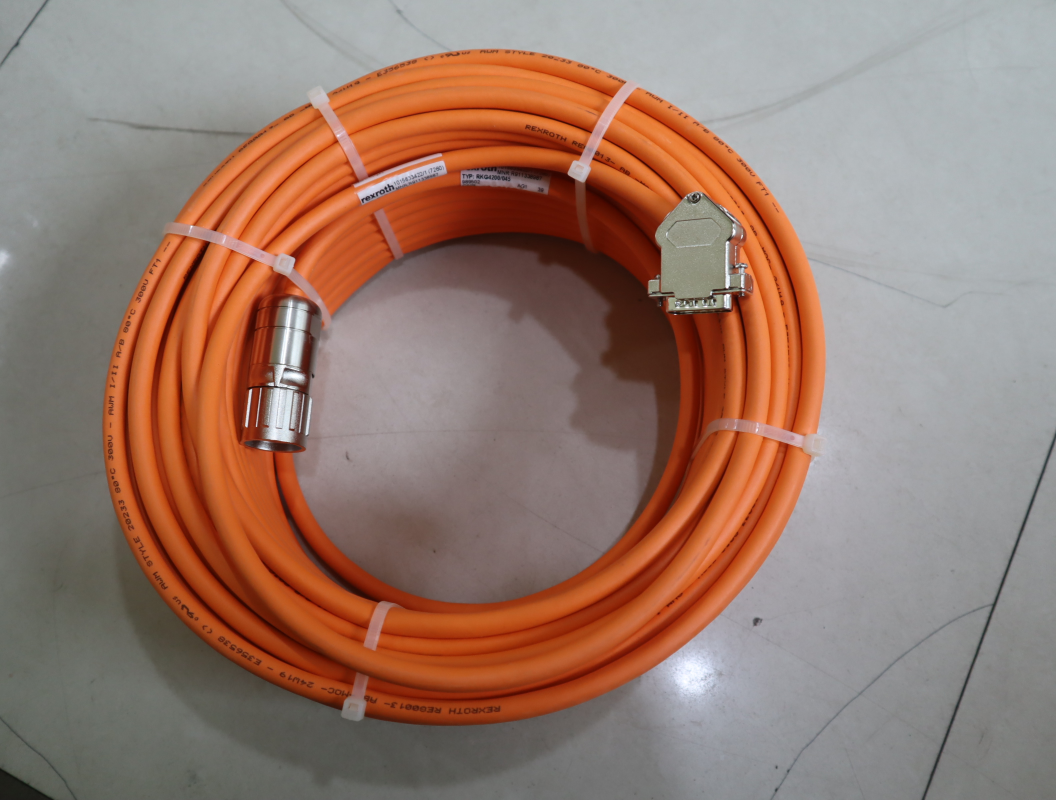 R911338987 RKG4200/045,0 德国力士乐REXROTH驱动器电缆接头