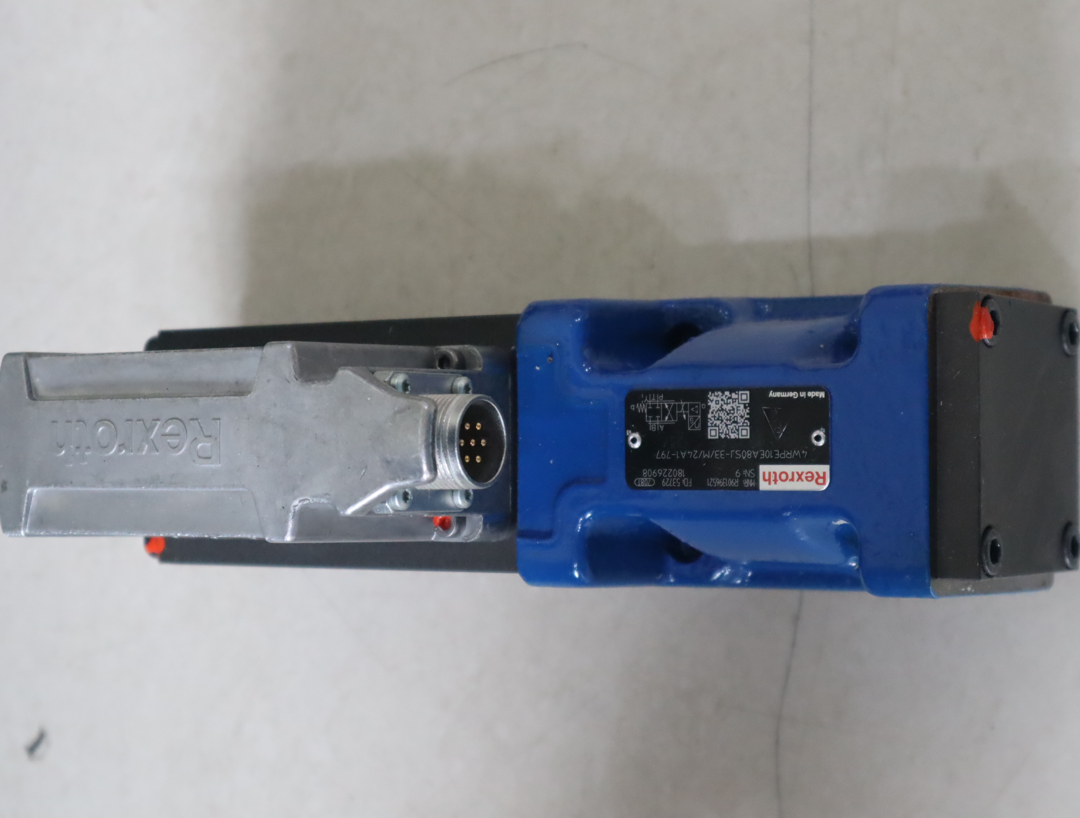 4WRPE10EA80SJ-33/M/24A1-797 R901396521 力士乐REXROTH比例阀