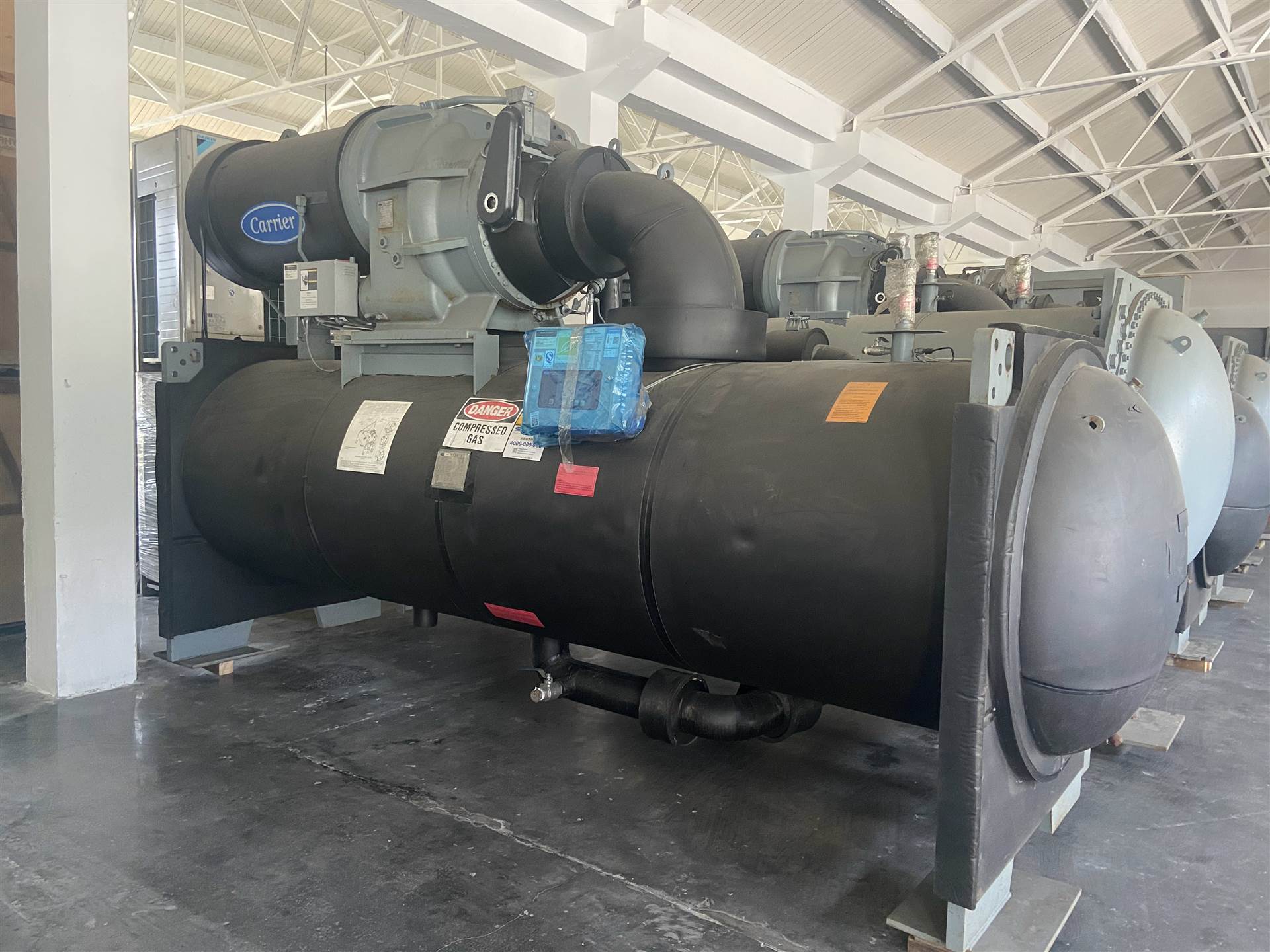 二手中央空调收售 开利离心机组19XR8R84E63MFB52