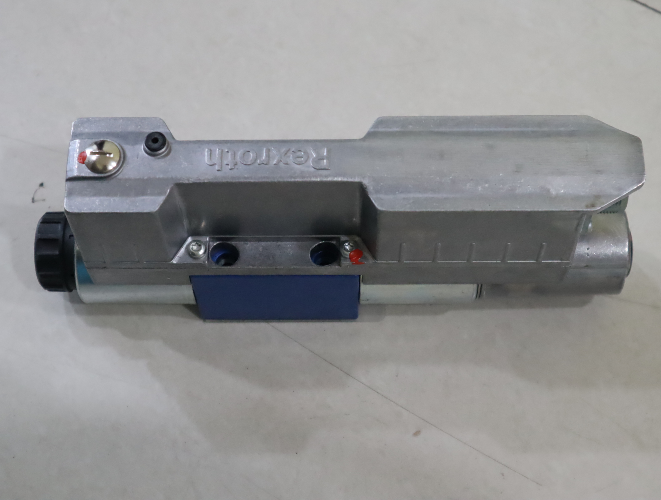 4WREE6W1-32-30/V/24F1 R901496441 德国力士乐REXROTH比例阀