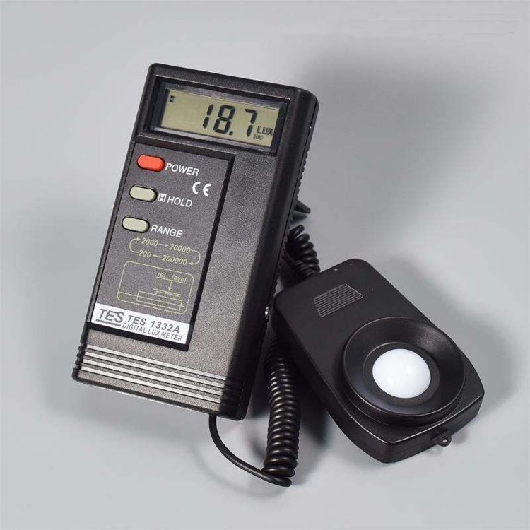 诺达 代理泰仕数字式照度计 TES-1332A 测试精度高 手持式