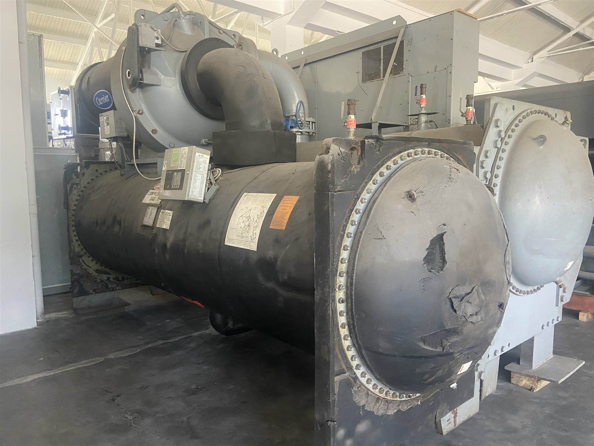 开利变频离心式冷水机组19XRV8081575ELH  二手中央空调出售