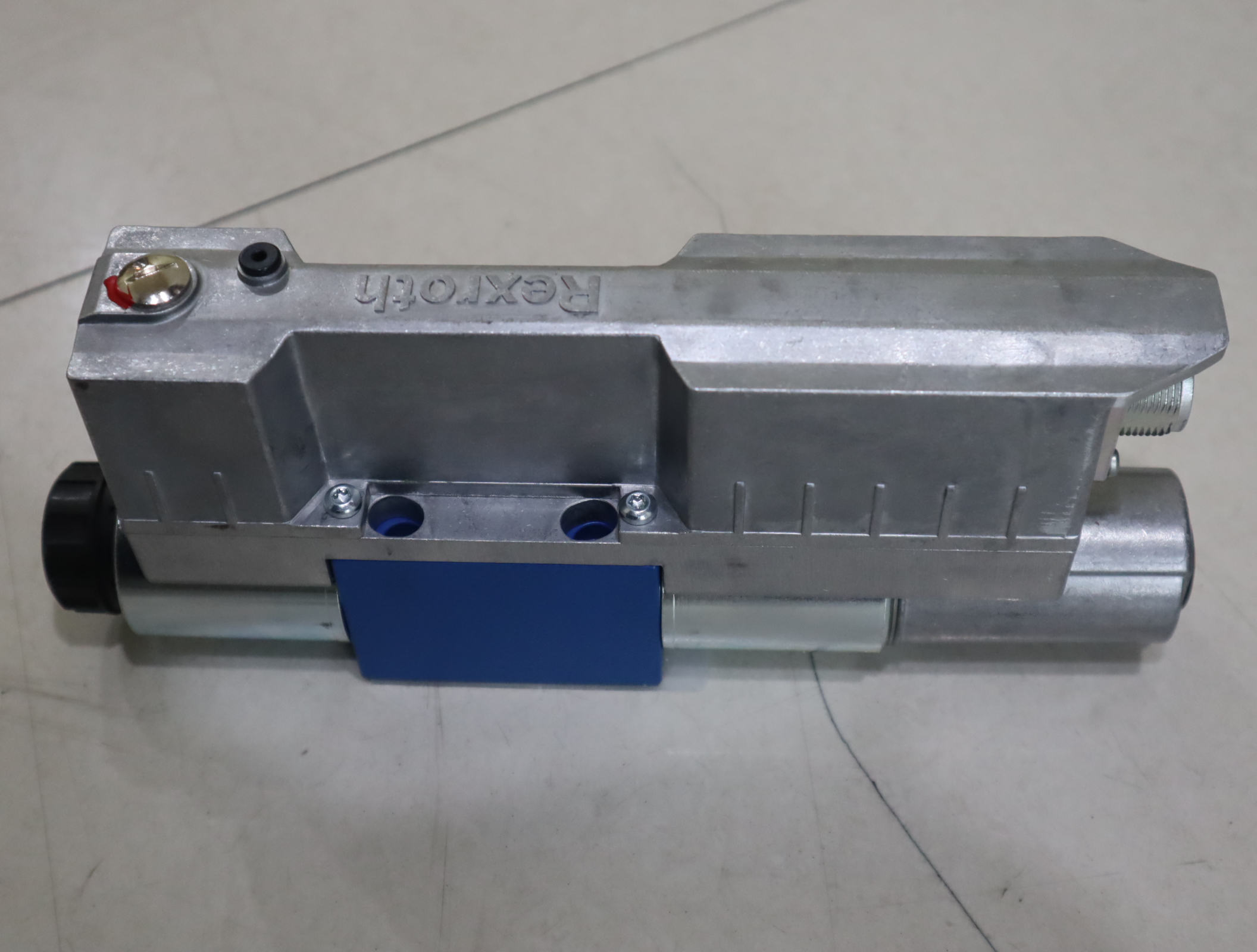 4WREE6E16-3X/V/24A1 R901496427 德国力士乐REXROTH比例阀