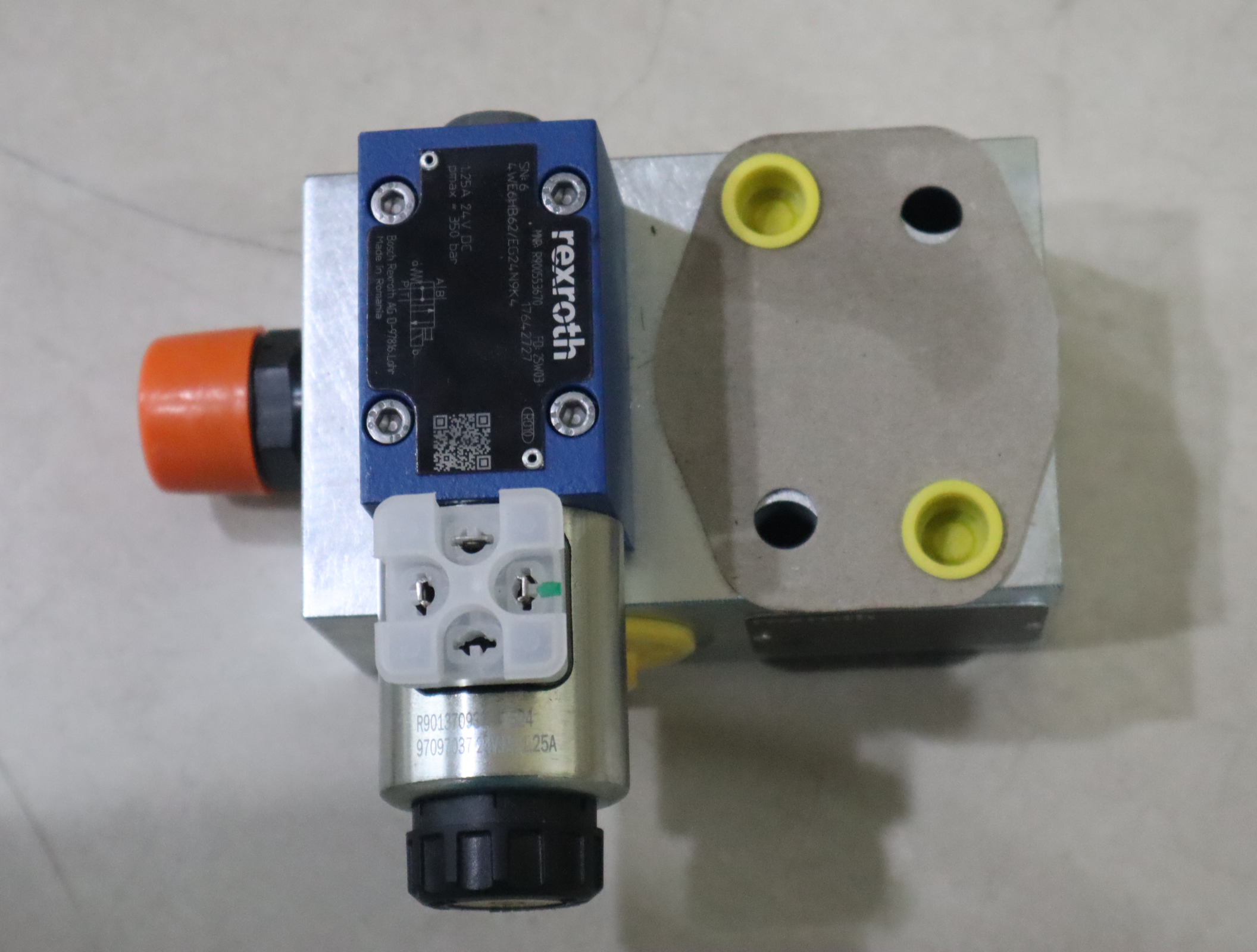 DBAW30BH2-24/200-6EG24N9K4A08 R900958447 力士乐REXROTH溢流阀