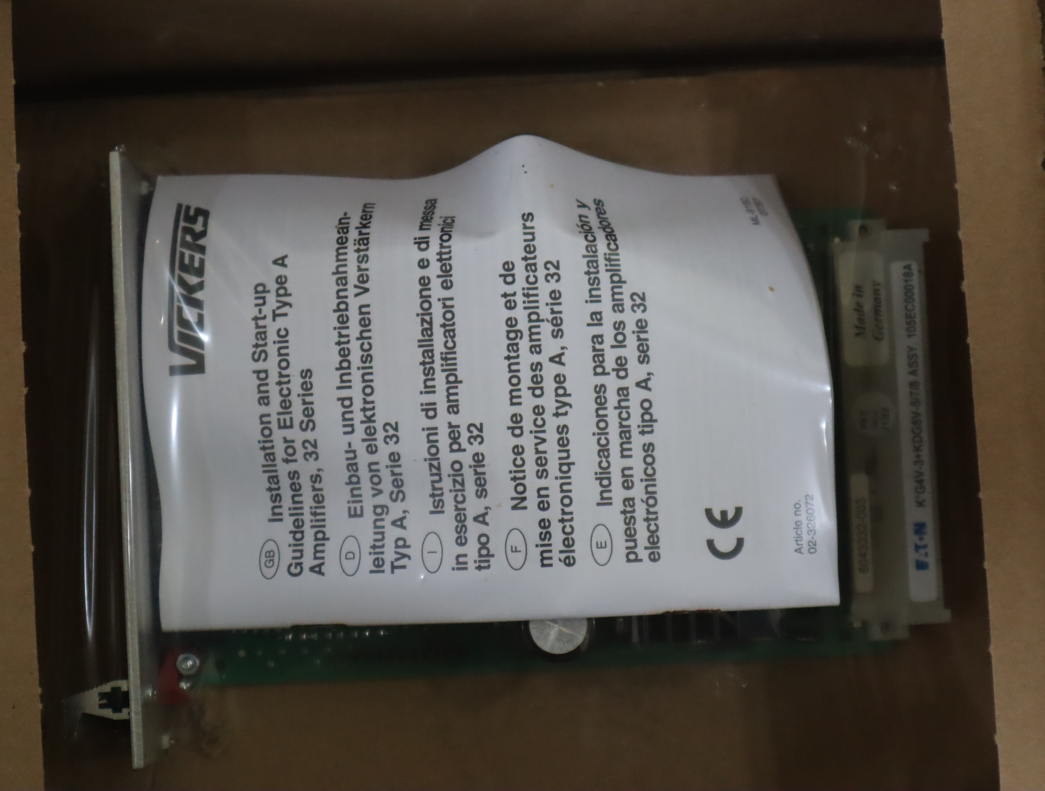 EEA-PAM-523-A-33 105EC000184 美国伊顿EATON威格士VICKERS放大器