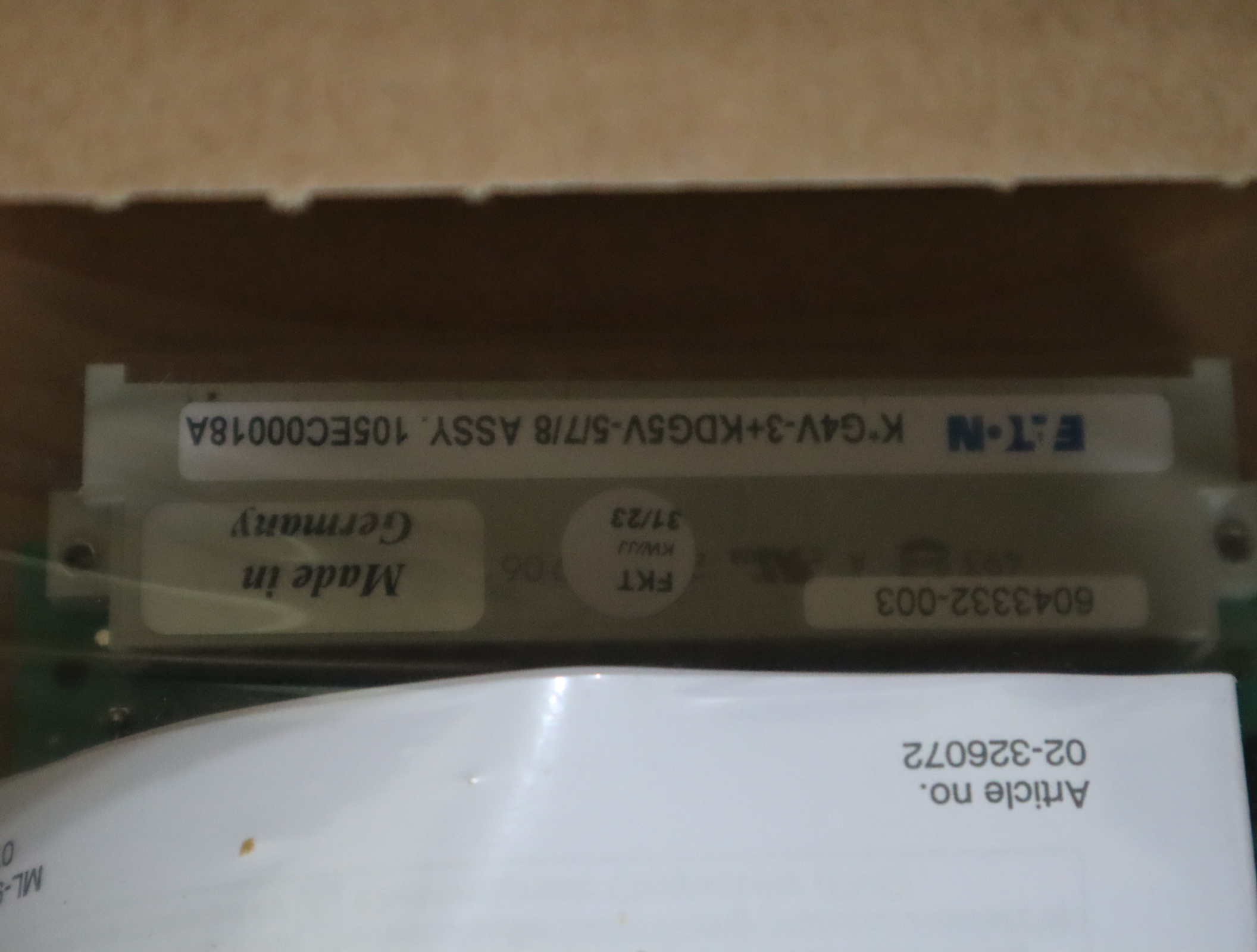 EEA-PAM-523-A-33 105EC000184 美国伊顿EATON威格士VICKERS放大器
