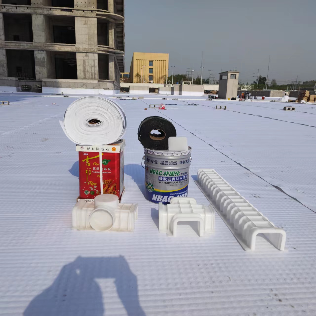 全新升级 高效虹吸排水车库顶板排水板 工厂直供 抗压抗腐蚀