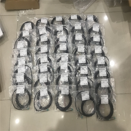 倍加福超声波传感器UB300-18GM40A-I-V1  