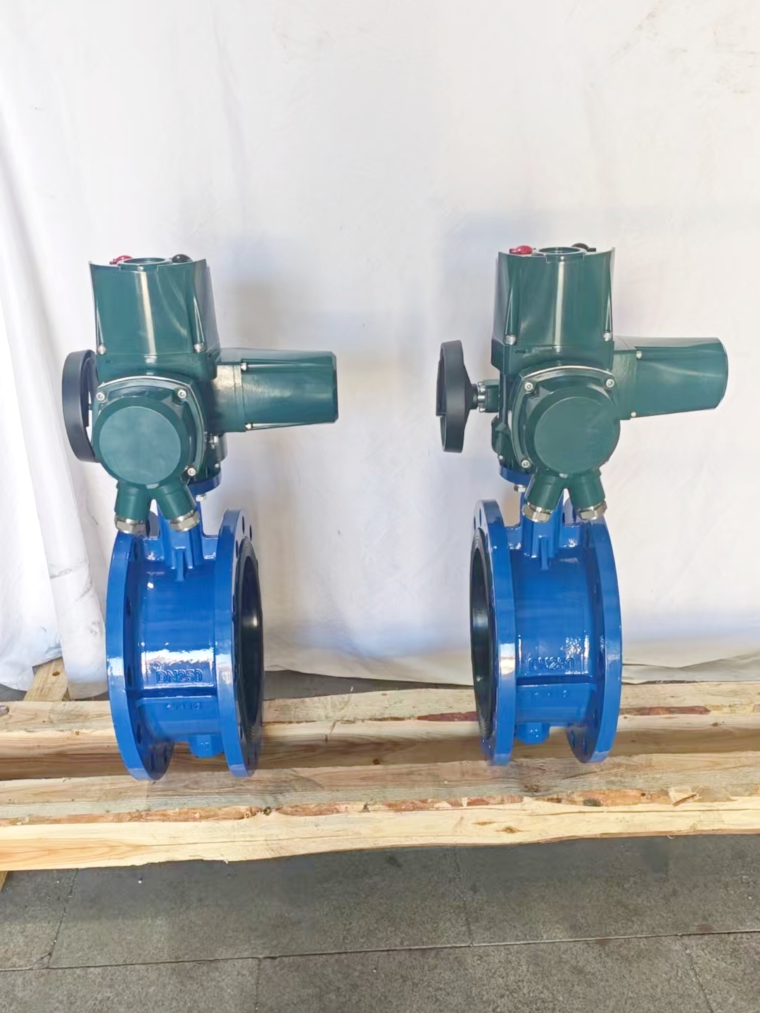 电动蝶阀D941X-16C DN100工作原理