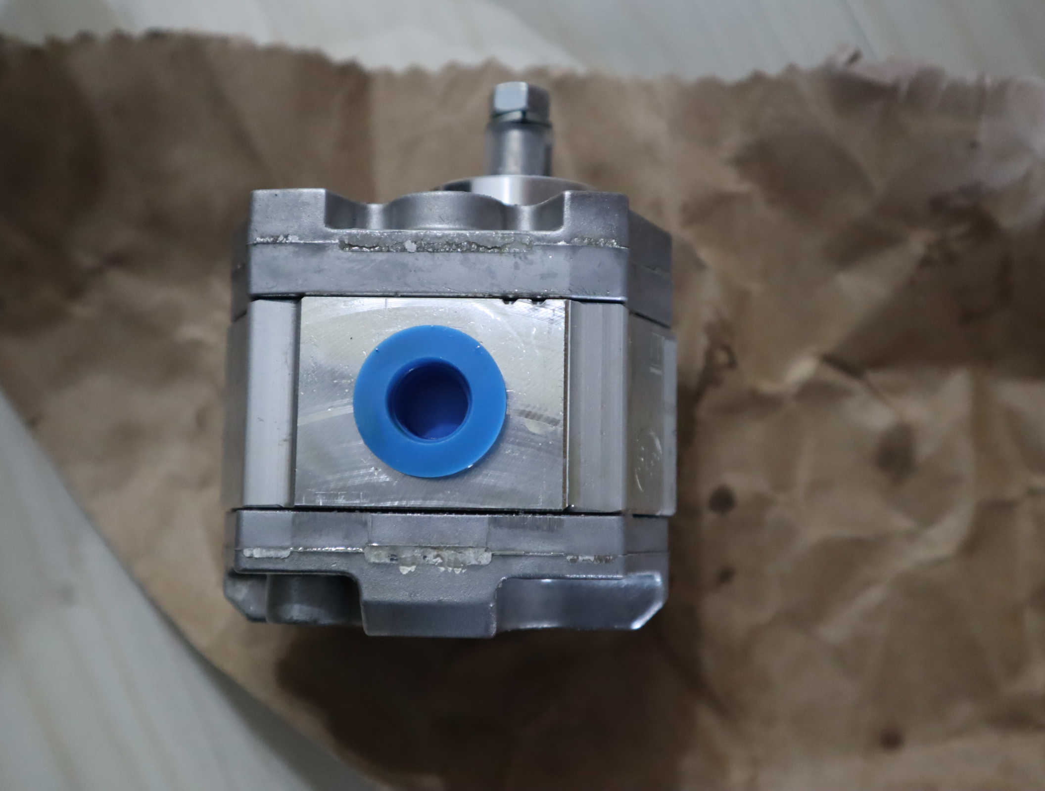 0510010008  AZPB-32-1.0RCP02MB 德国力士乐REXROTH齿轮泵