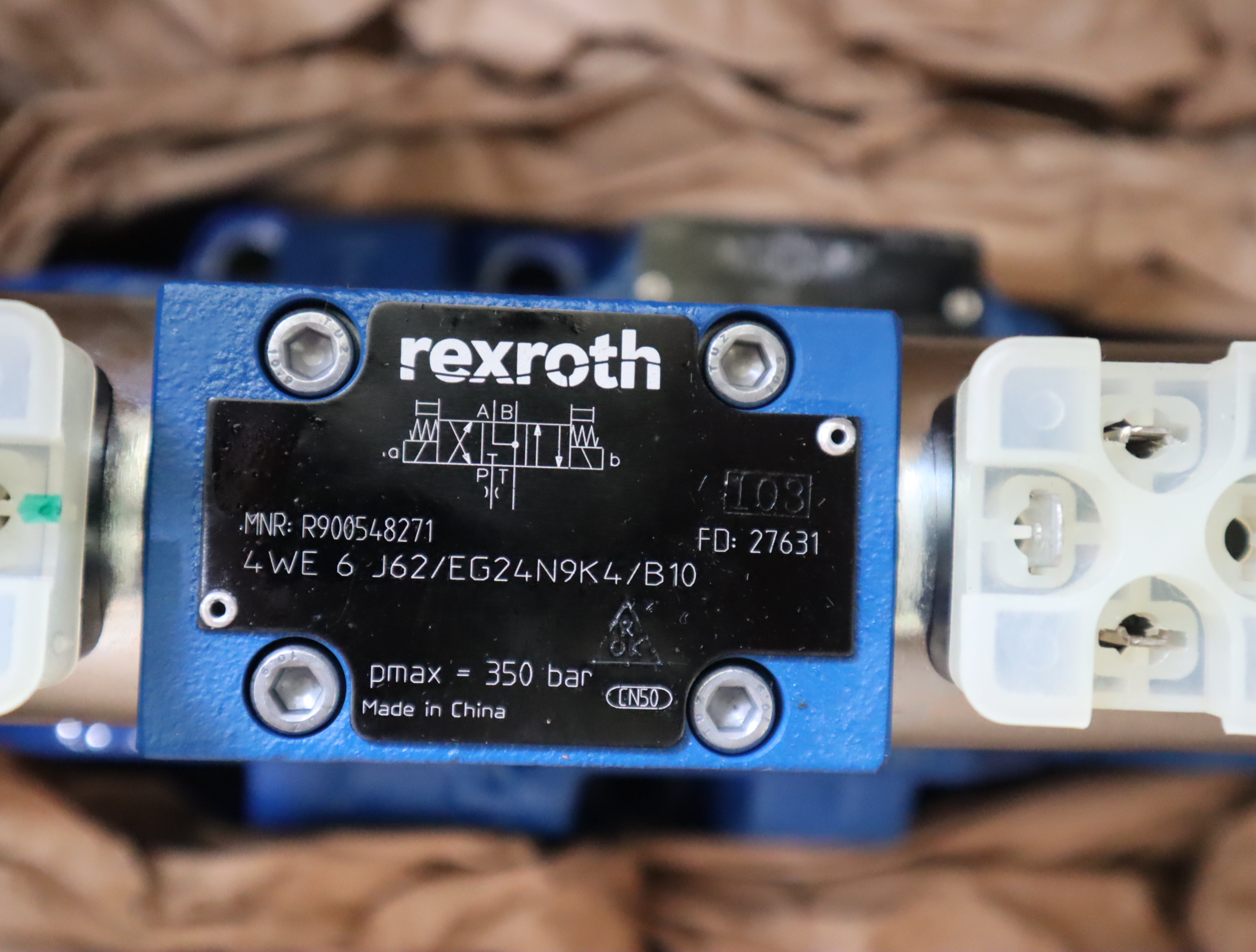 4WE6J62/EG24N9K4/B10 4WE6J6X/EG24N9K4/B10 R900548271 力士乐