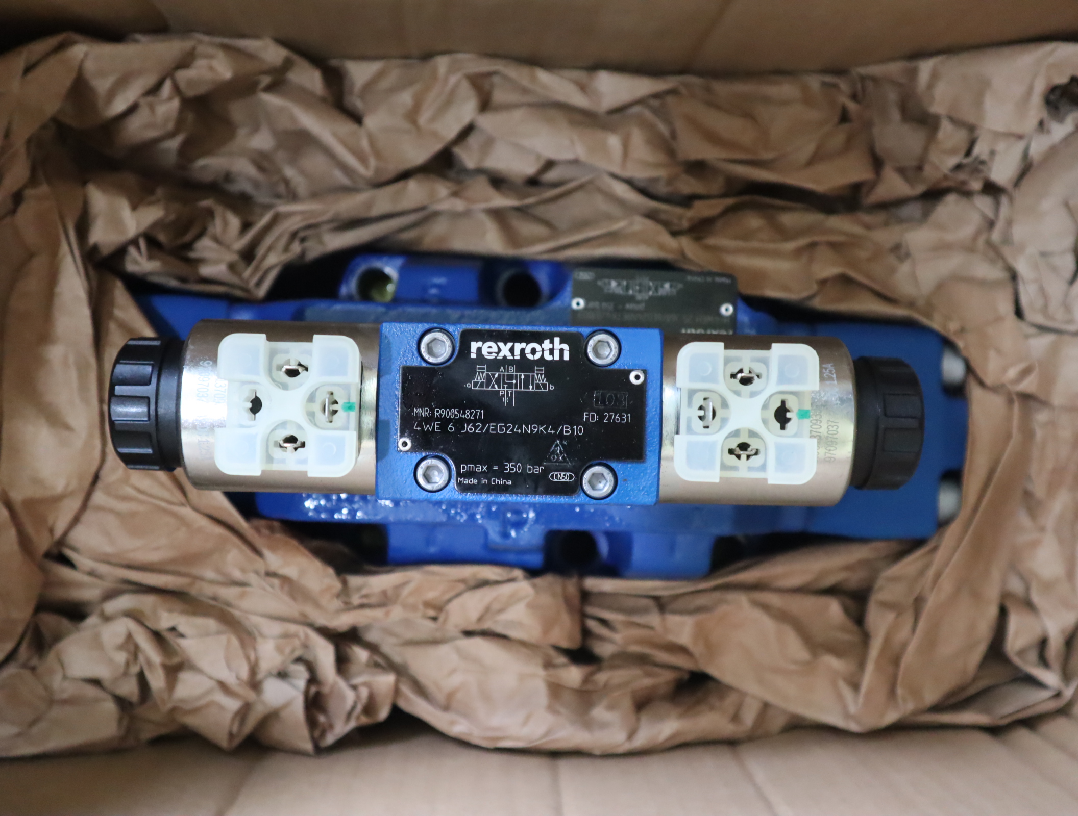 4WE6J62/EG24N9K4/B10 4WE6J6X/EG24N9K4/B10 R900548271 力士乐